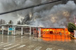 Investigación por megaincendio en Feria de Abastos de Illapel podría ser archivada