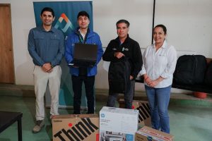 Los Pelambres refuerza compromiso con las OMIL del Choapa tras entrega de nuevos kits informáticos